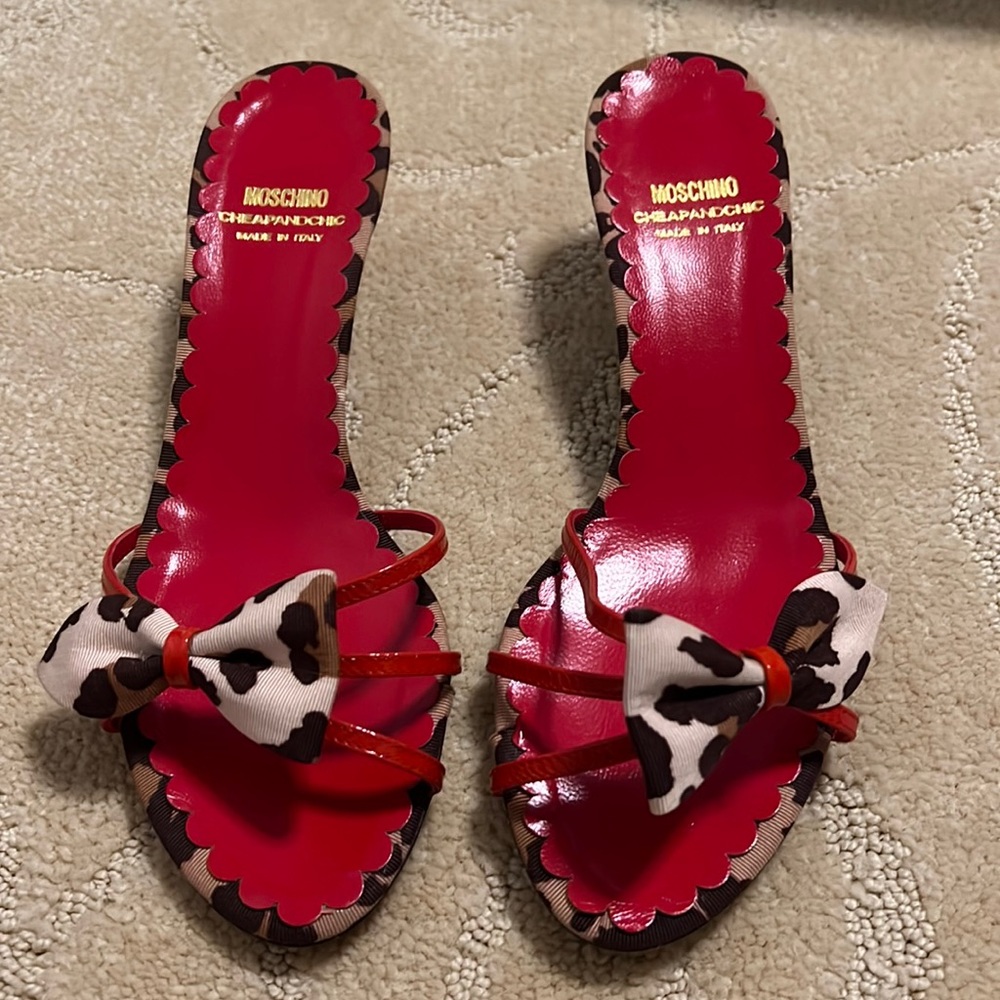 MOSCHINO RED HEELS